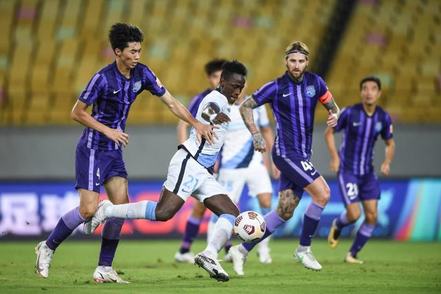 AIYOUXI-【中超】林良铭脚后跟破门 大连人3比1送津门虎垫底